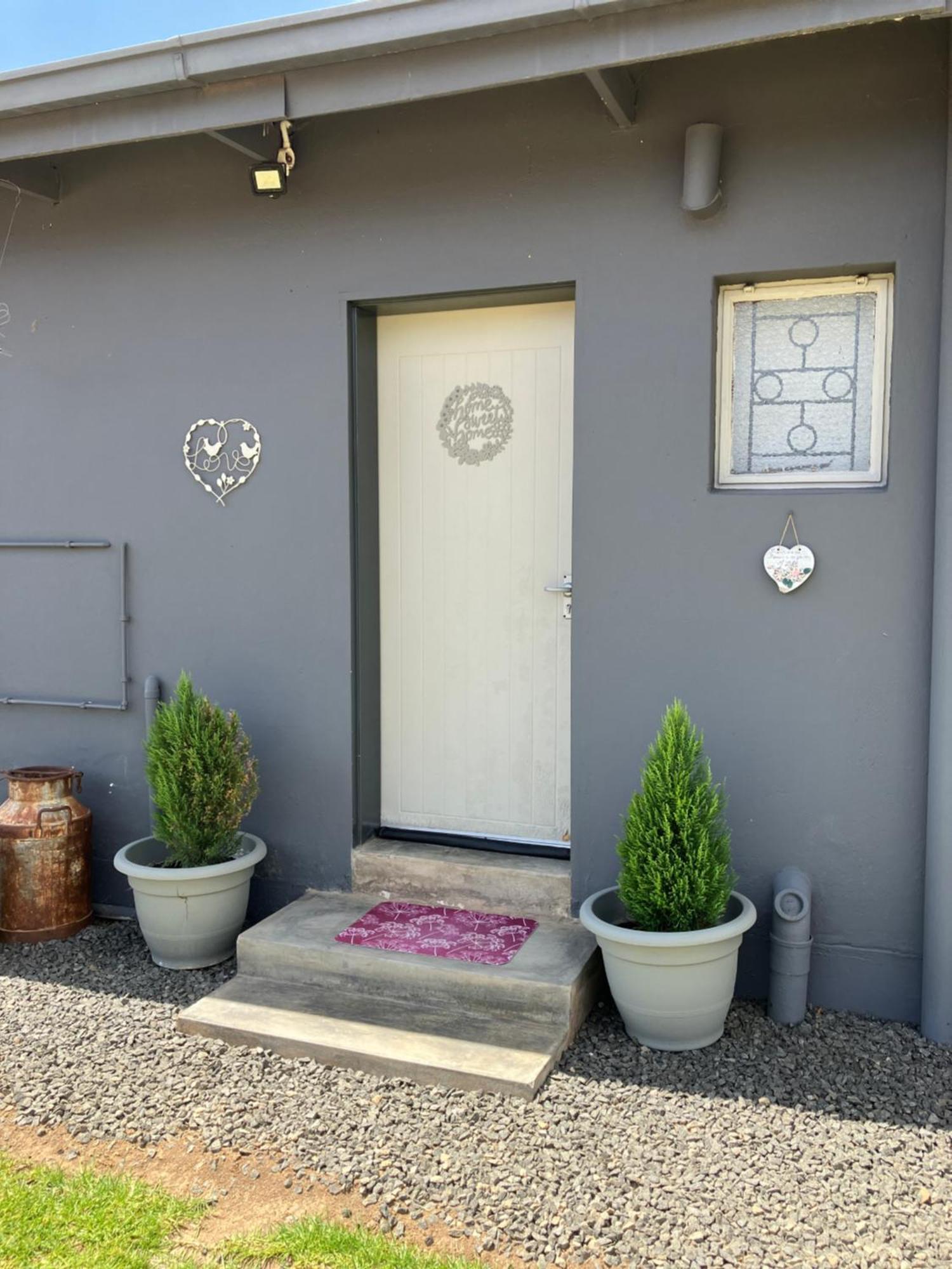 Stellies Accommodation - Room 1 Keetmanshoop Eksteriør bilde